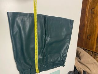 Falda Naf Naf imitación piel color verde