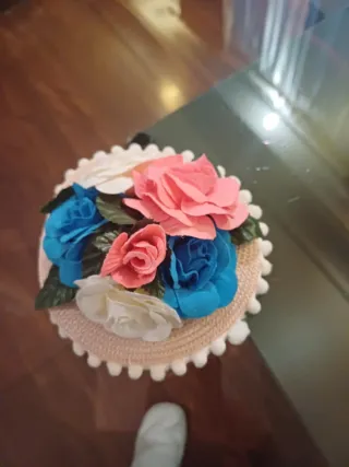 Tocado de flores para pelo.