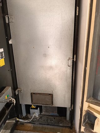 Latero Vendo y expendedora Wurlitzer 1000