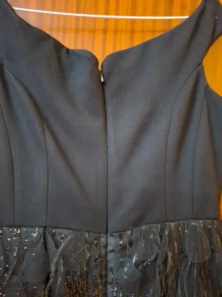 Vestido fiesta lentejuelas y plumas