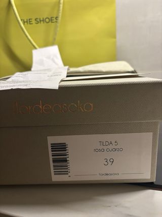 Zapatos Flordeasoka de terciopelo rosa palo nuevos