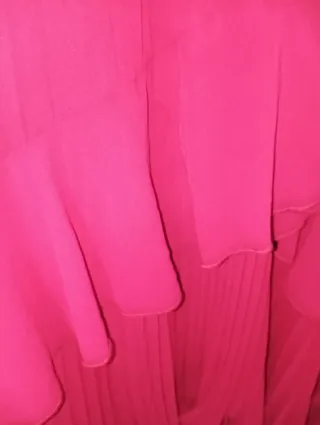 Vestido burdeos plisado Shein