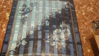 Pañuelo estampado floral