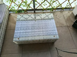 Mesa de centro de jardín