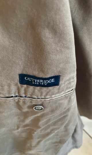Giacca beige monopetto, Gutteridge