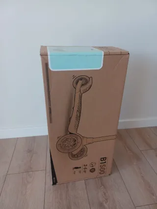 Patinete Oxelo B1500 2-5 años. Ruedas con luces.