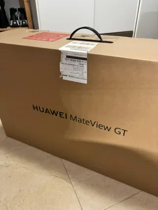 Huawei MateView GT 34 con Barra de Sonido RGB