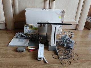 Nintendo Wii + Wii Sports