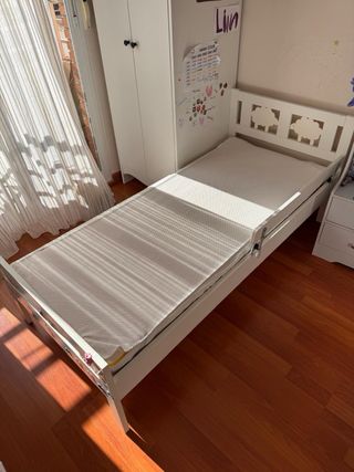 Cama infantil blanca Ikea