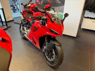 Ducati Panigale V2