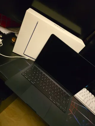 MacBook Air M2 2022 Azul (Puedo rebajarlo a 450)