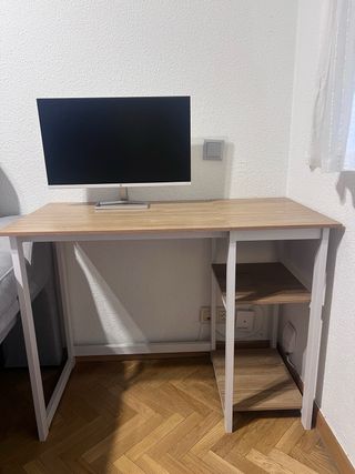 Scrivania da ufficio in legno e bianco