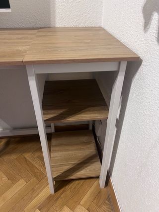 Scrivania da ufficio in legno e bianco