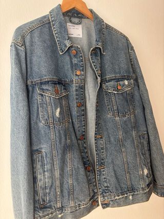 Cazadora vaquera hombre Bershka Talla XL