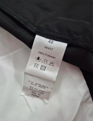 Mono ceremonia Carla Ruiz nuevo con etiqueta