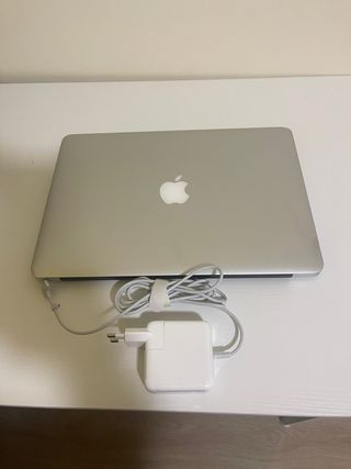 MacBook Air 13' (Anno) | i5 • 8GB • 128GB SSD