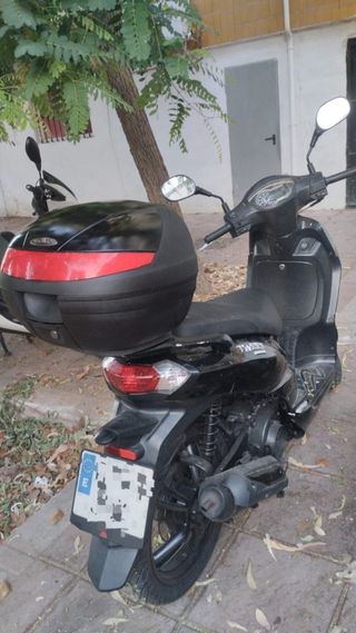 Peugeot Tweet 125cc Negra