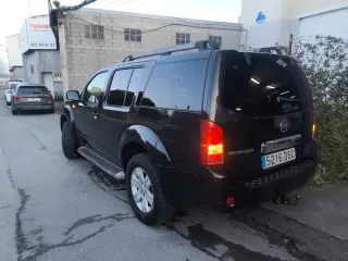 Nissan Pathfinder 2005