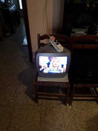 Televisor Philips CRT 14 pulgadas