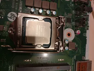 HP EliteOne 800 G6 24 All-in-One PC