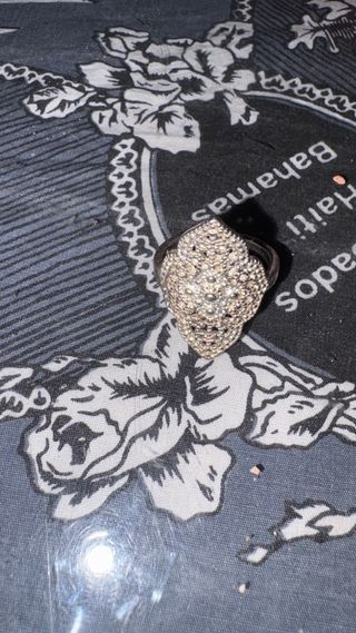 Anillo estilo vintage oro y plata