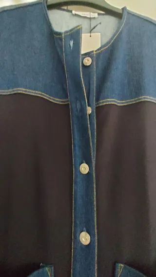 Chaleco largo denim azul y negro