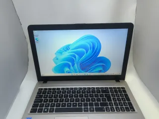 Portátil Asus Plata y Negro