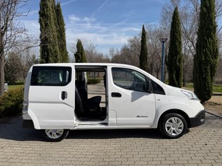 Nissan e-NV200 Combi 5 40 kWh PROFESIONAL