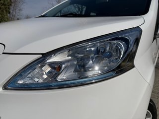 Nissan e-NV200 Combi 5 40 kWh PROFESIONAL