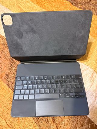 iPad Pro 12.9 + Magic Keyboard + Apple Pencil