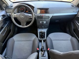 Opel Astra 2007