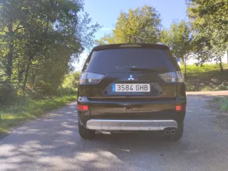 Mitsubishi Outlander 2008