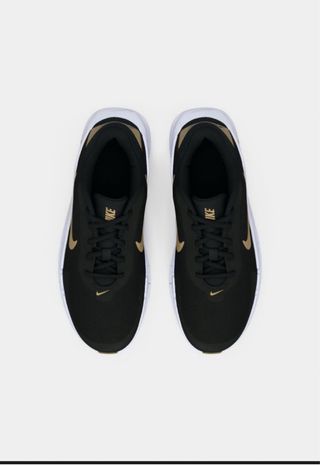 Zapatillas Nike Negras y Doradas