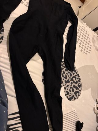 Lote Ropa Talla XL, hay mas ropa en el lote.