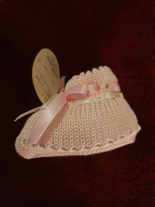 Botitas de bebé niña o muñeca