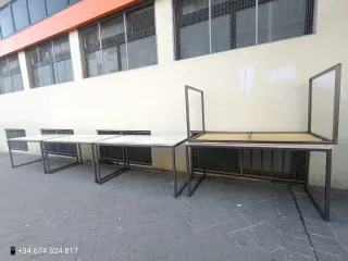 Mesa madera y metal 95€