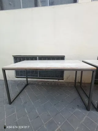 Mesa madera y metal 95€