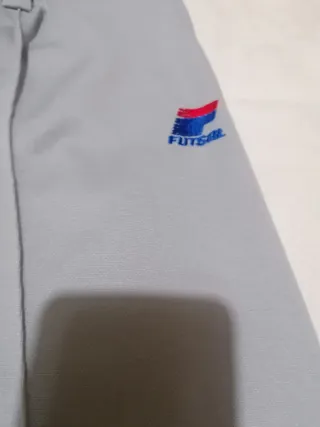 Pantalón de chándal gris