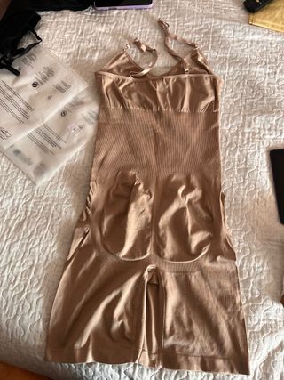 2 Fajas moldeadoras Negra y Beige