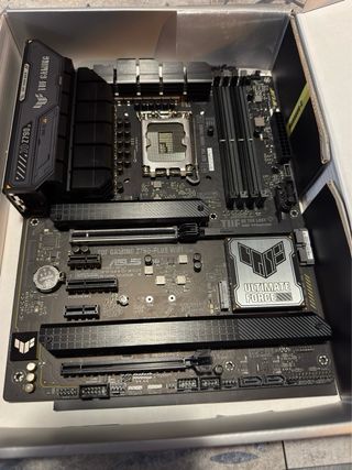 Placa Base ASUS TUF Gaming Z790-PLUS WIFI