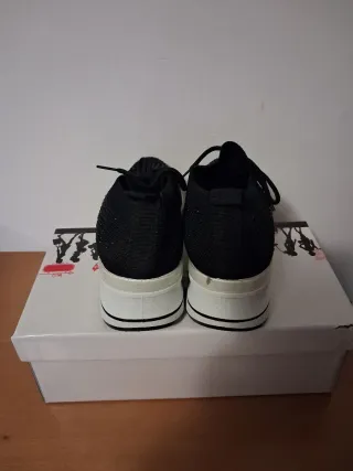 Sneakers Lora Ferres nere con strass