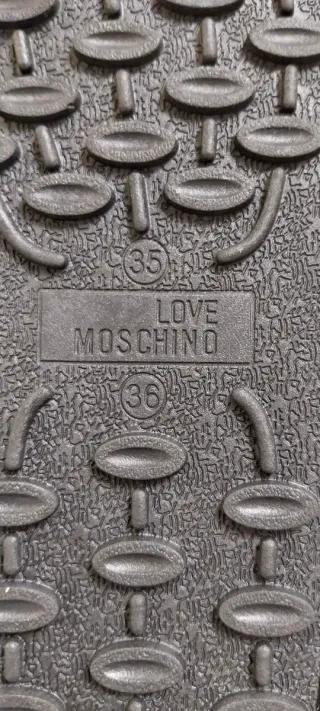 Botas Love Moschino