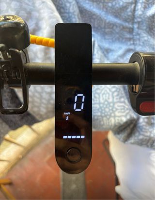 Patin electrico con casco