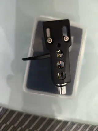 Audio-Technica AT3600L con Headshell