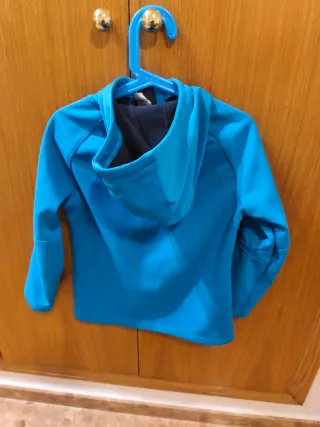 Cortavientos niño azul Quechua