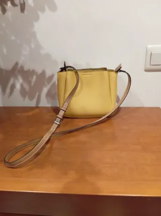 Bolso Parfois amarillo y marrón