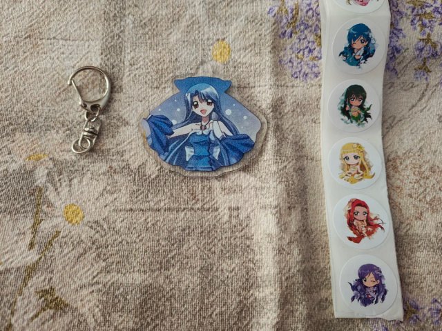 2 llaveros de Mermaid Melody + 50 pegatinas bollini