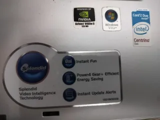 Portatile ASUS 15.4 Argento