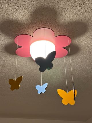 Lámpara infantil tela leones