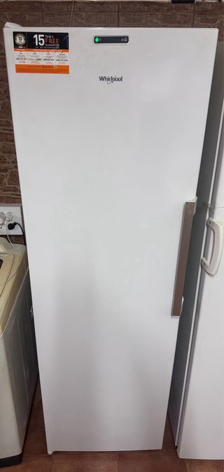 Congelador Vertical 7 Cajones